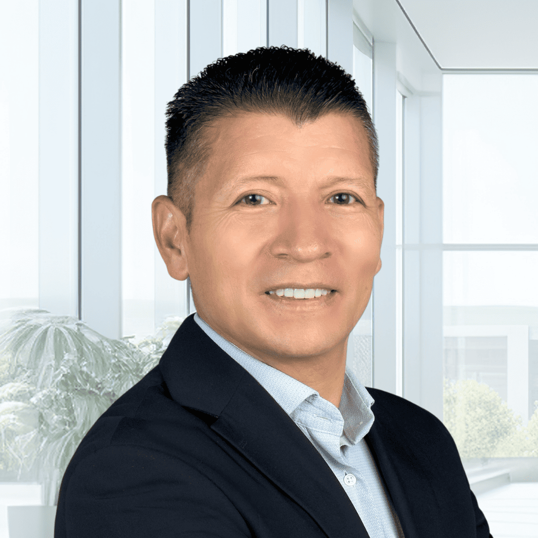 Arturo Molina